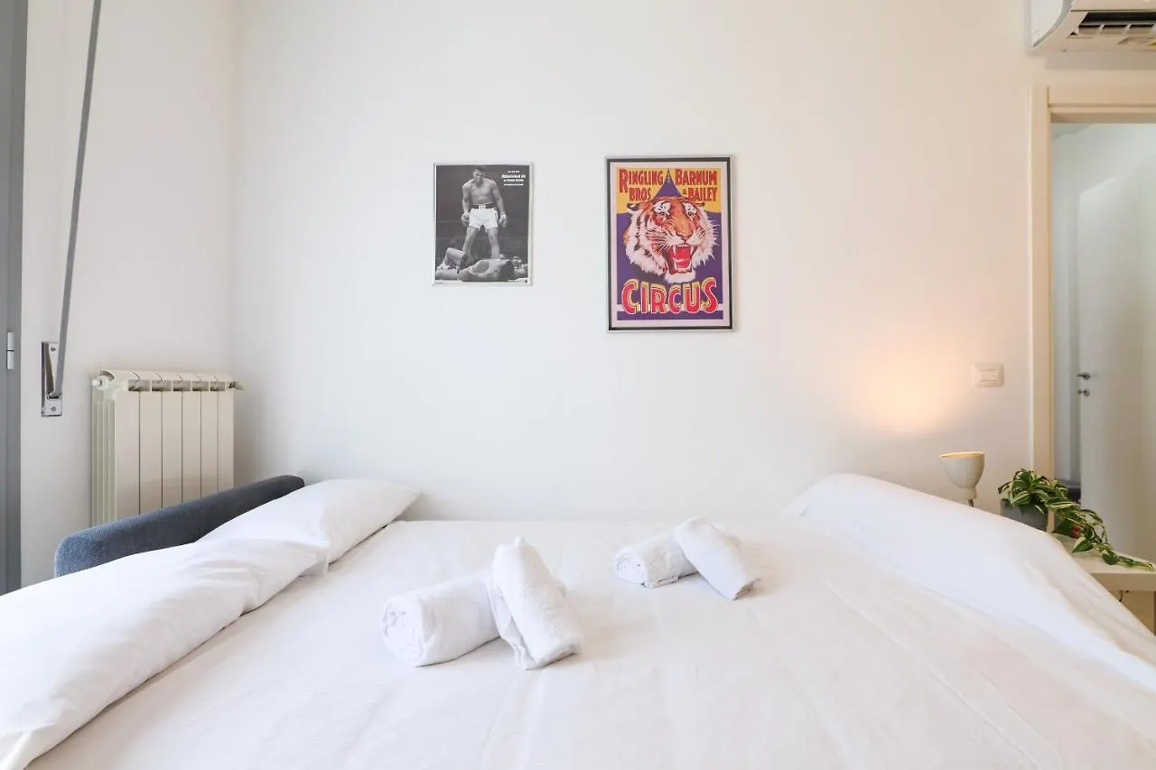 Primopiano - Bonomi Apartment Milan